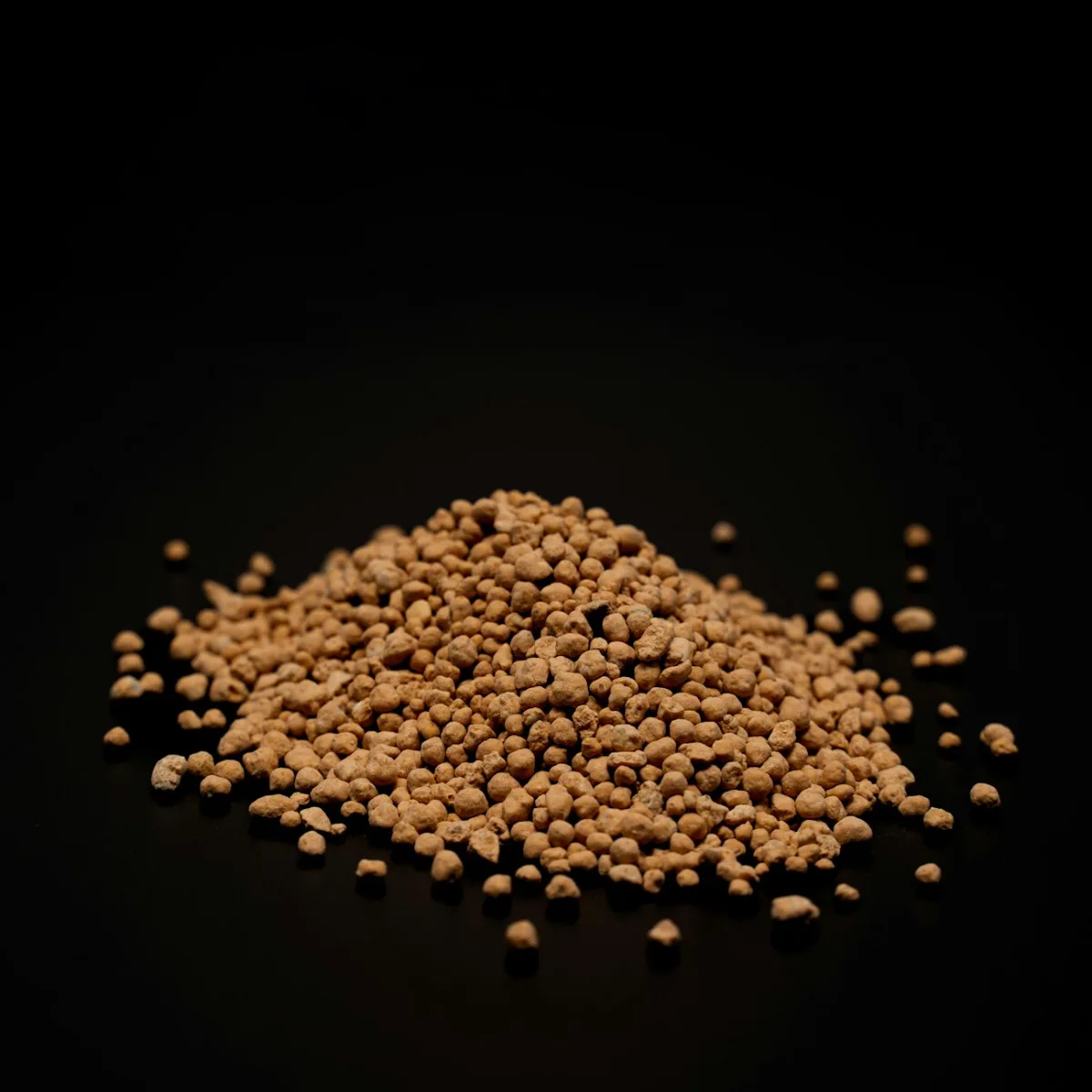 Akadama, sustrato granular volcánico para mejorar el drenaje